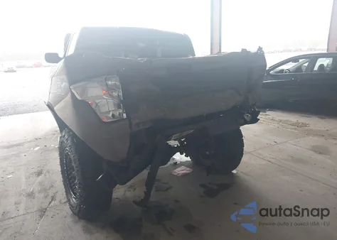 2021 Nissan Titan Pro-4X 4X4 из США, поврежденный, VIN 1N6AA1ED4MN504382